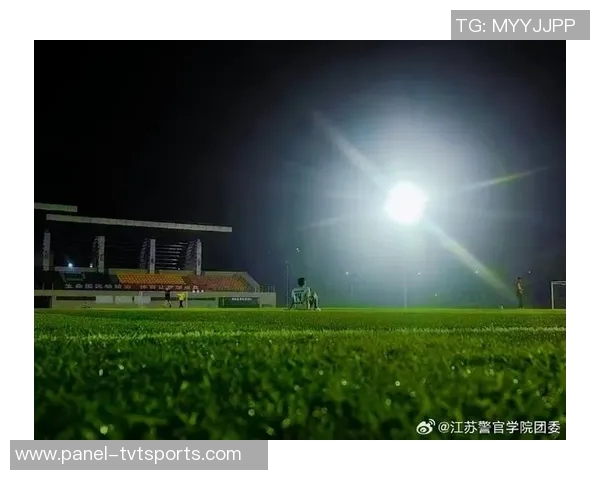 一场足球时间的激情与梦想在绿茵场上交织成的动人乐章